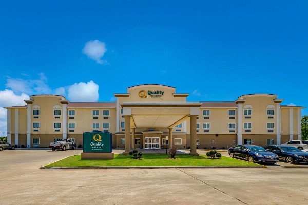 Quality Inn & Suites image 3